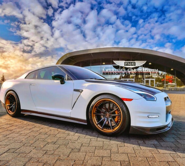 8x10 2014 Nissan GTR RC